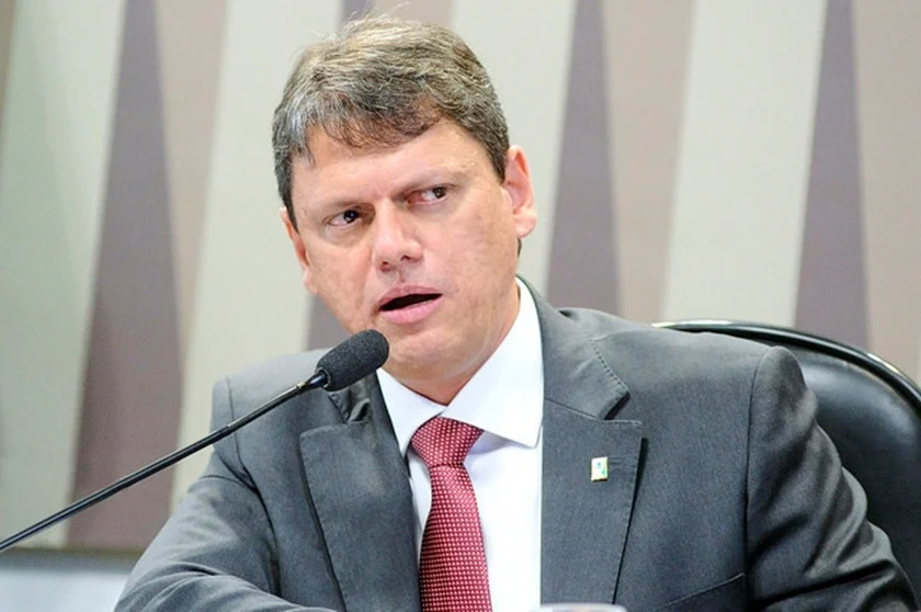 Alexandre Frota denuncia Tarcísio de Freitas no MP de São Paulo Alexandre Frota denuncia Tarcísio de Freitas no MP de São Paulo