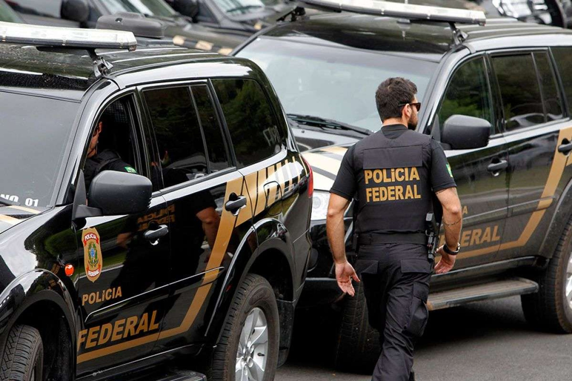 POLICIAIS FEDERAIS DIVULGAM NOTA DE REPÚDIO CONTRA BOLSONARO