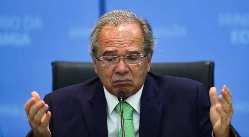Guedes diz ter ‘detonado’ proposta de reduzir FGTS e que equipe estuda 30 cenários Guedes diz ter ‘detonado’ proposta de reduzir FGTS e que equipe estuda 30 cenários