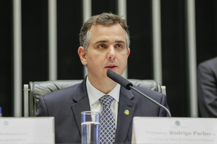 “Manifestações que pedem fechamento do STF são anomalias graves”