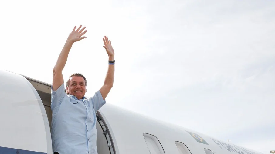 Em 2 anos, Bolsonaro gastou R$ 21 milhões no cartão corporativo, diz revista Em 2 anos, Bolsonaro gastou R$ 21 milhões no cartão corporativo, diz revista