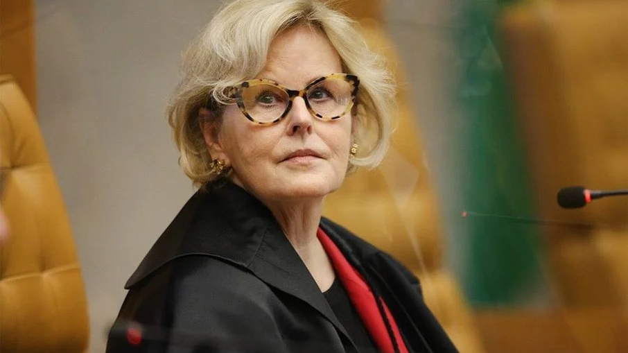Rosa Weber arquiva inquérito contra Ciro Nogueira a pedido da PGR Rosa Weber arquiva inquérito contra Ciro Nogueira a pedido da PGR