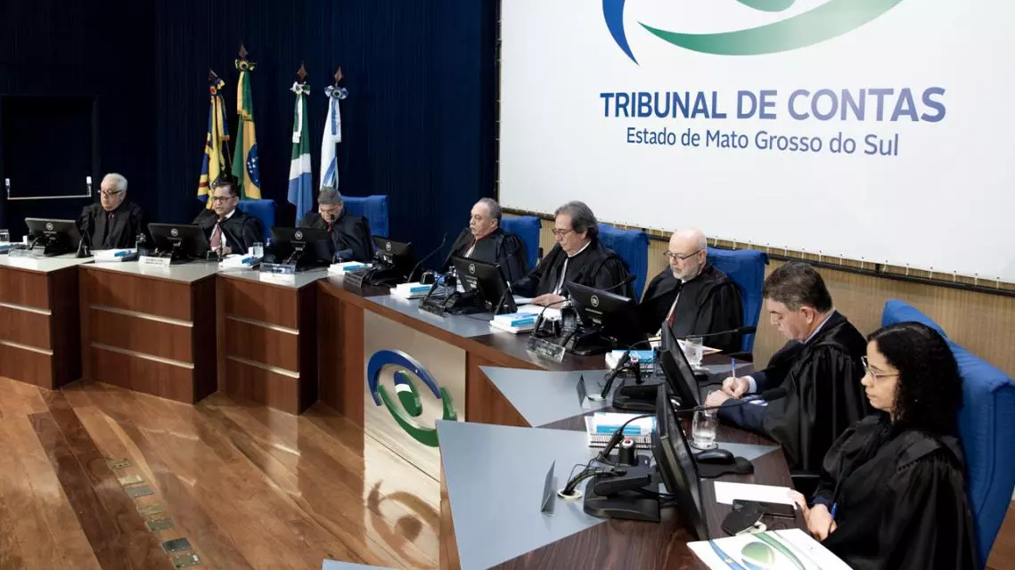 TCE-MS nega recurso e mantém multa de R$ 25,9 mil a ex-prefeito por ‘contratação verbal’ de médicos
