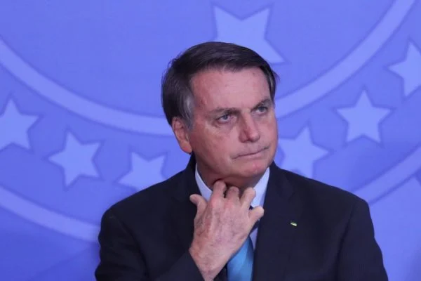 Crise na campanha de Bolsonaro faz ideia de vice mulher voltar a ganhar força