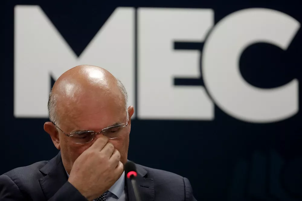 CPI do MEC atinge mínimo de assinaturas no Senado