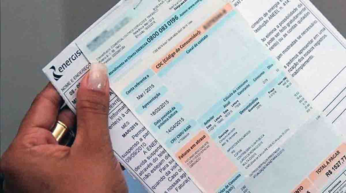 Aneel reduz tarifa em 10 estados, mas adia decisão sobre preços da Energisa em MS Aneel reduz tarifa em 10 estados, mas adia decisão sobre preços da Energisa em MS