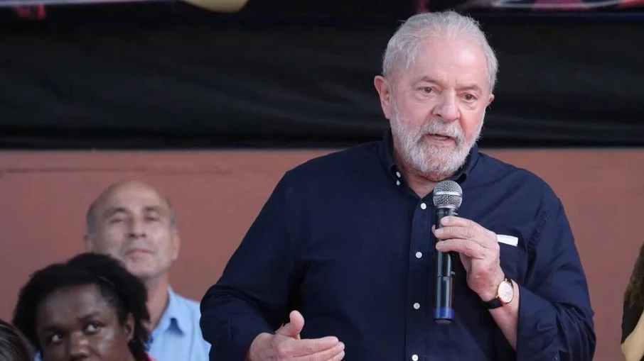 Racha no MDB: lideranças da sigla em 11 estados declaram apoio a Lula