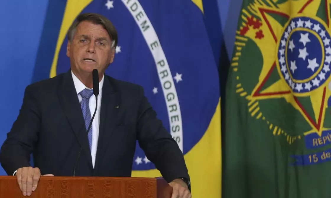 Lula, Ciro, Simone Tebet e Pacheco reagem a ataques de Bolsonaro às urnas