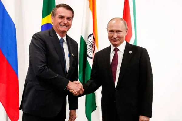 Por que o governo esconde o caso do espião russo preso no Brasil