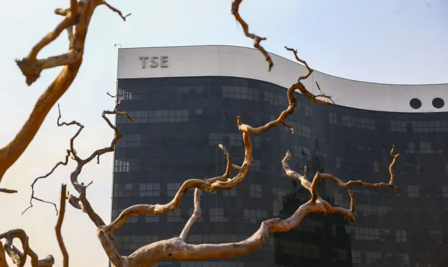Candidatos ao Governo de MS poderão gastar até R$ 6,2 milhões na campanha do 1º turno Candidatos ao Governo de MS poderão gastar até R$ 6,2 milhões na campanha do 1º turno