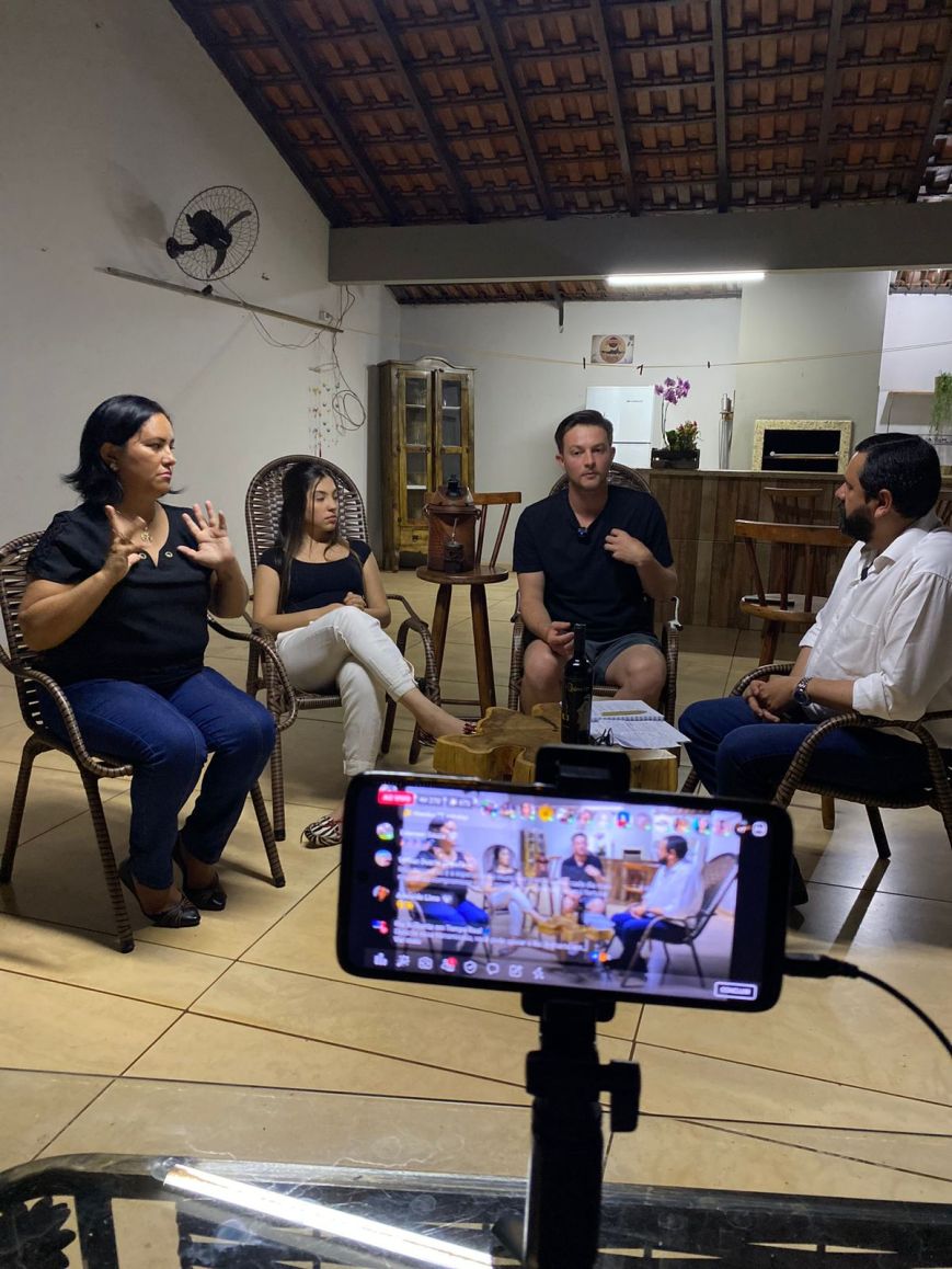 EM LIVE PREFEITO LUCAS FORONI, DESTACA QUE PODE INVESTIR ATÉ R$ 50 MILHÕES EM OBRAS