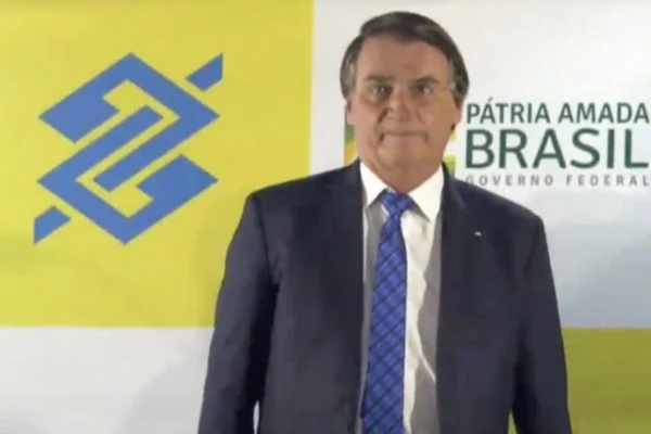 Milhares de Pix de R$ 0,01 a Bolsonaro travam conta da campanha no BB