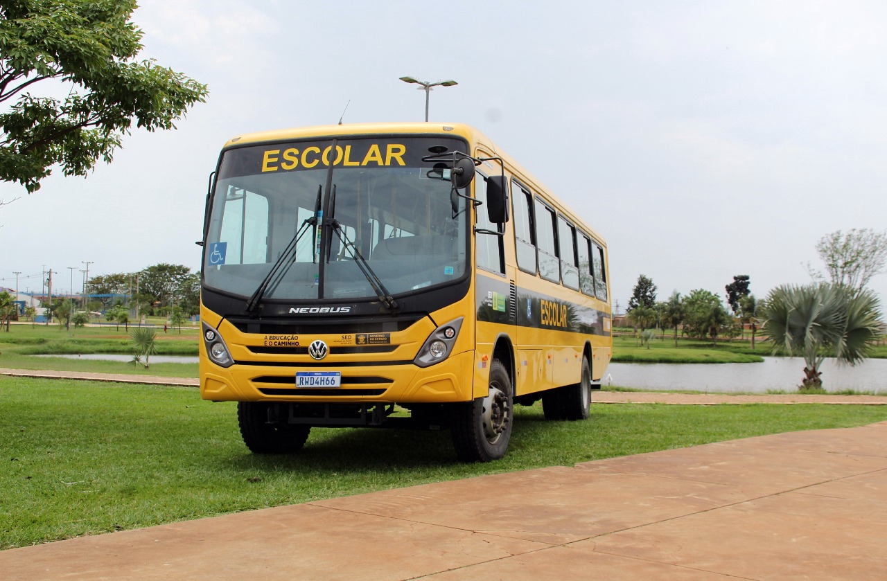 RENOVANDO A FROTA: Prefeitura de Nova Alvorada do Sul recebe mais um ônibus escolar