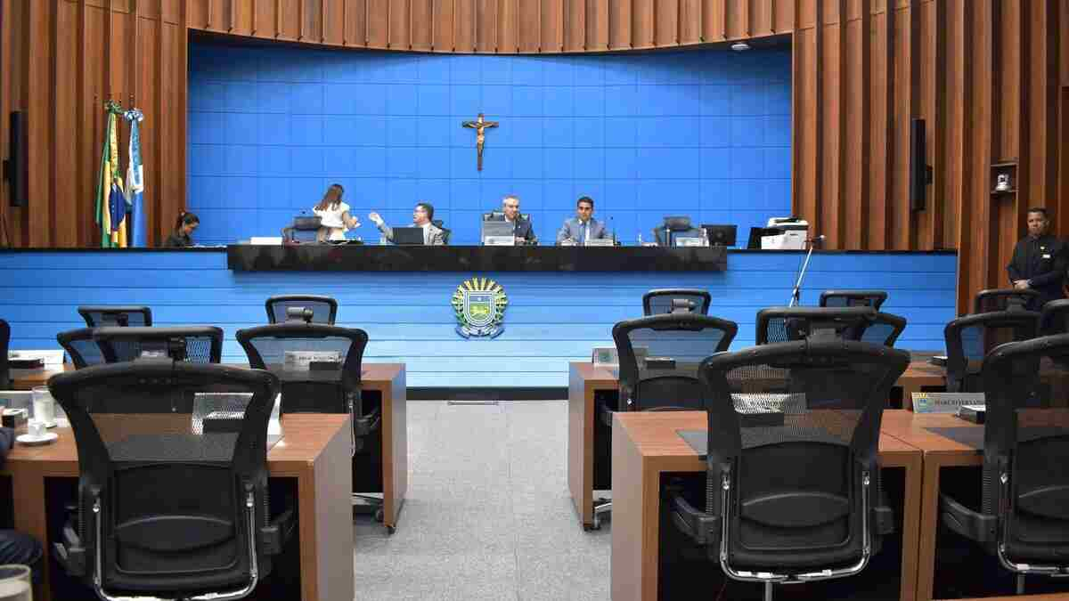 Na penúltima semana antes do recesso, deputados limpam pauta e aprovam 17 projetos de lei Na penúltima semana antes do recesso, deputados limpam pauta e aprovam 17 projetos de lei
