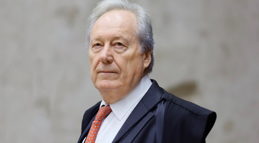 Com voto de Lewandowski, STF forma maioria para barrar orçamento secreto Com voto de Lewandowski, STF forma maioria para barrar orçamento secreto