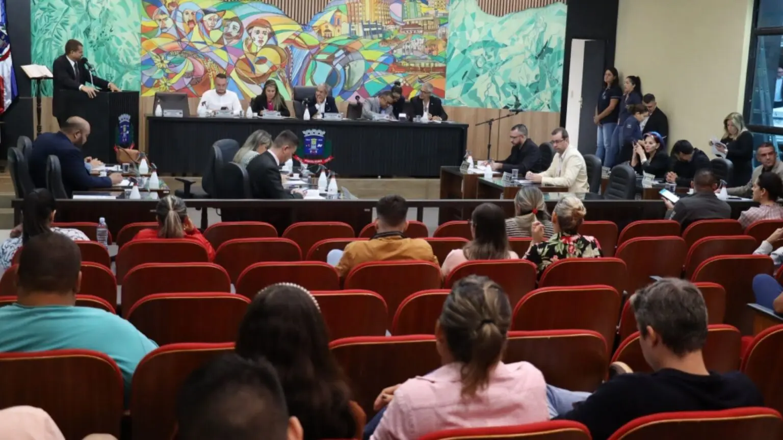 Posse de vereadora e benefícios a servidores marcam semana na Câmara de Ponta Porã