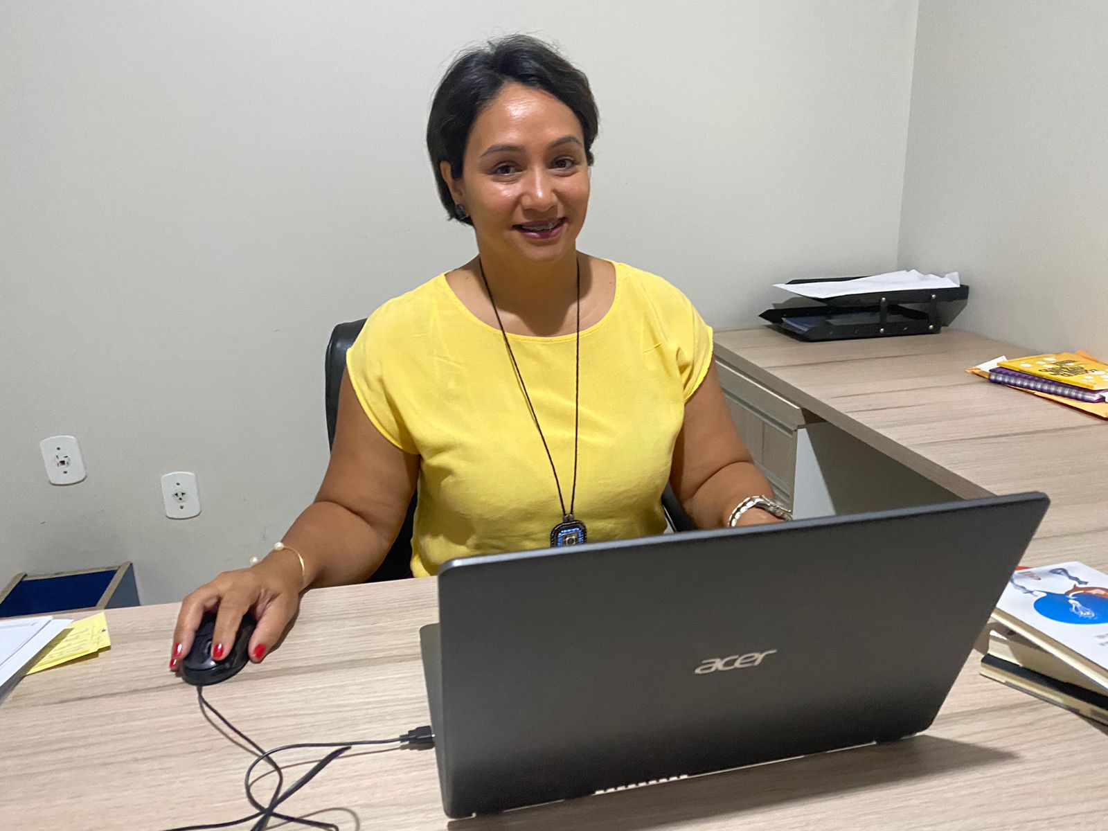 TATIANA MOURA ASSUME SECRETARIA DE ADMINISTRAÇÃO DE RIO BRILHANTE