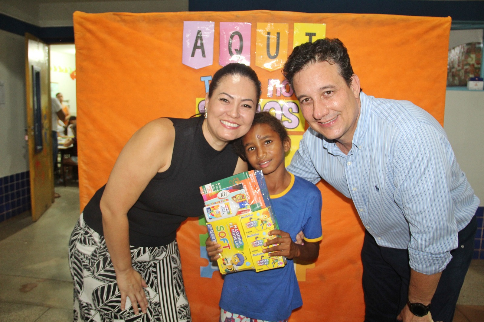 Prefeito Paleari realiza entrega de 4 mil kits escolar para alunos de Nova Alvorada do Sul