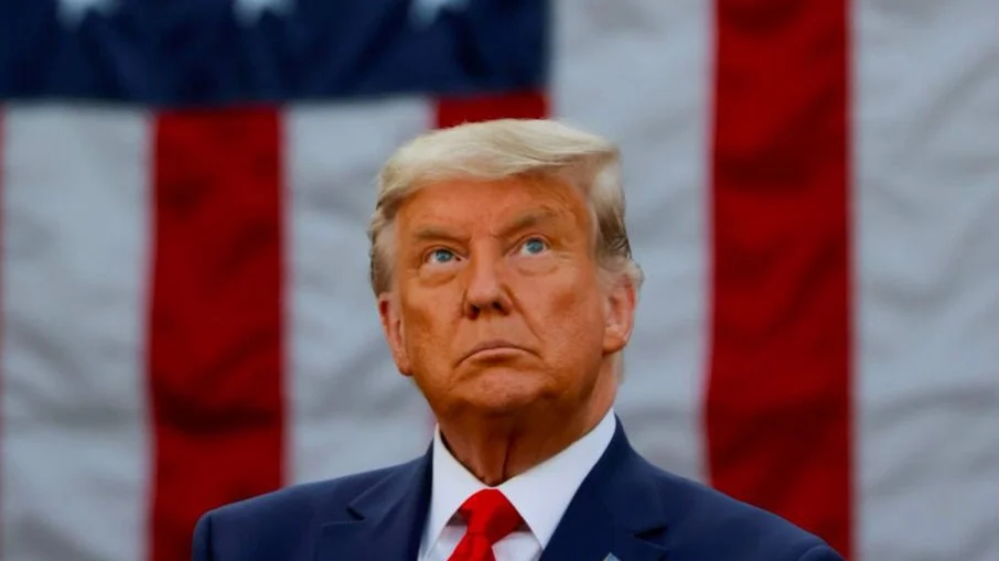 Compra de silêncio de atriz pornô pode levar Donald Trump à prisão