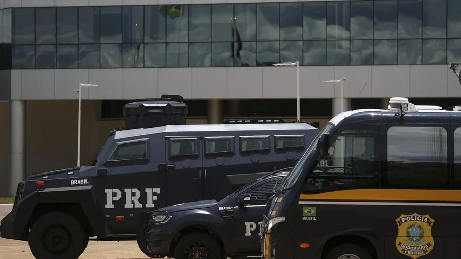 PRF: corregedor exonerado omitiu denúncias contra ex-diretor-geral