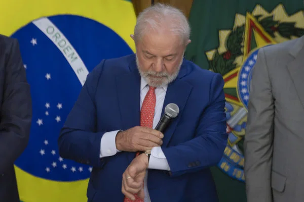 Lula viaja à China nesta terça; veja quem fará parte da comitiva