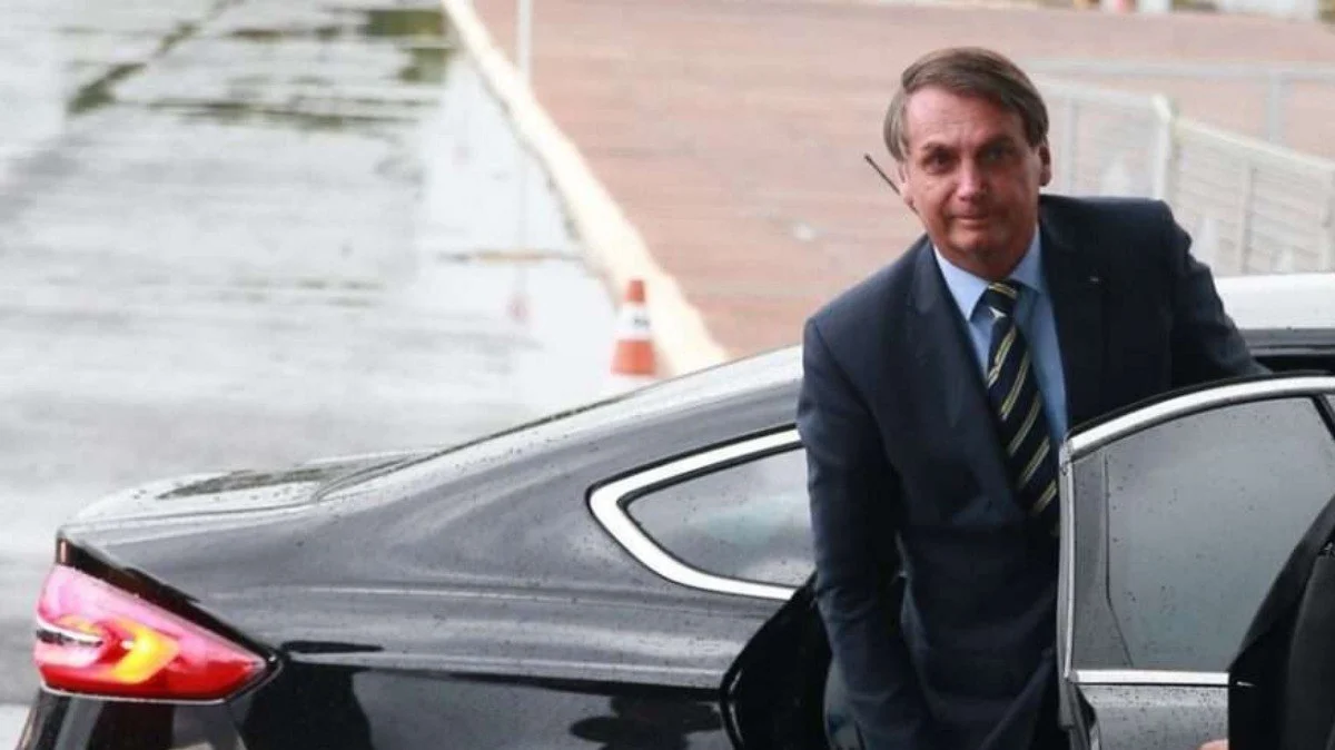 Bolsonaro diz à PF que postou vídeo sobre sistema eleitoral sem querer