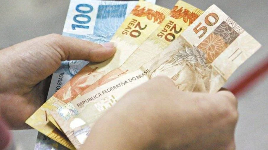 Governo Federal antecipa 13º salário de aposentados e pensionistas