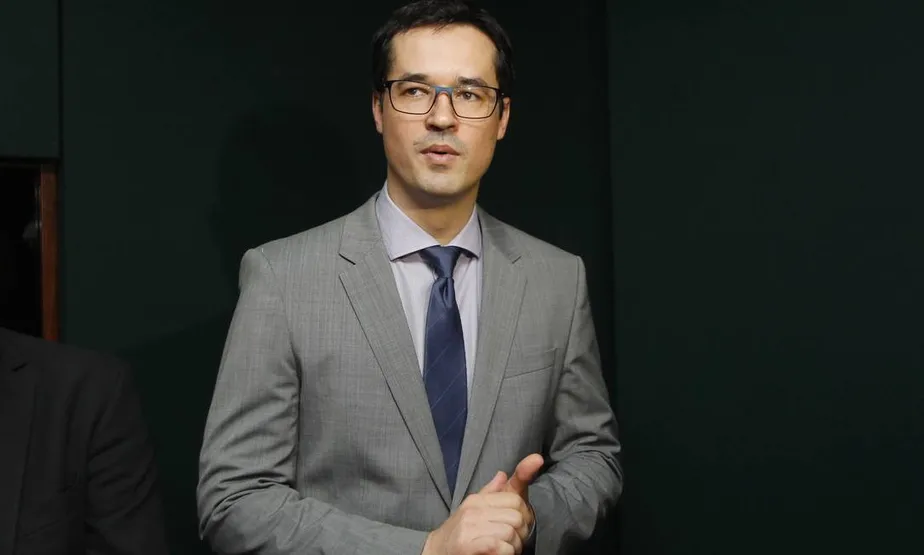 TSE pauta julgamento que pode cassar Deltan Dallagnol