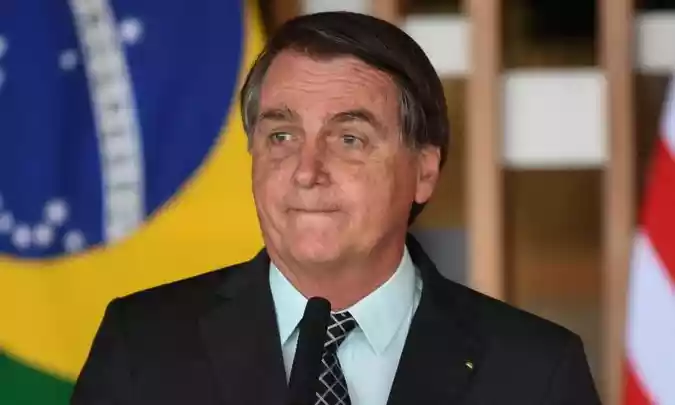 Governo Bolsonaro comprou pescoço de galinha por R$ 260 o quilo