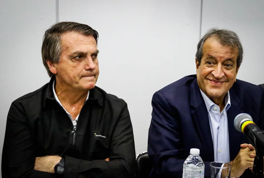 Futuro do salário de Jair Bolsonaro pode parar em outro tribunal após ação no TCU