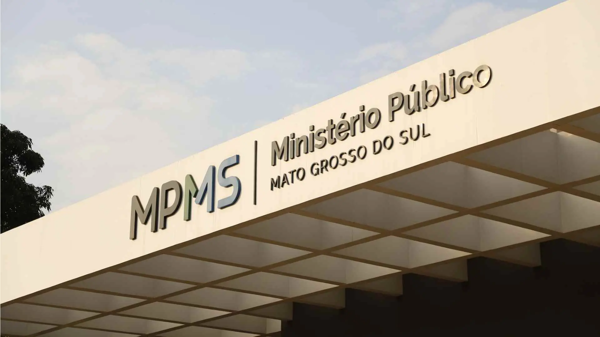 Concurso para promotor de Justiça do MPMS com denúncias de fraude é suspenso