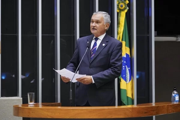PF indica crimes de General Girão por discurso e publicações golpistas