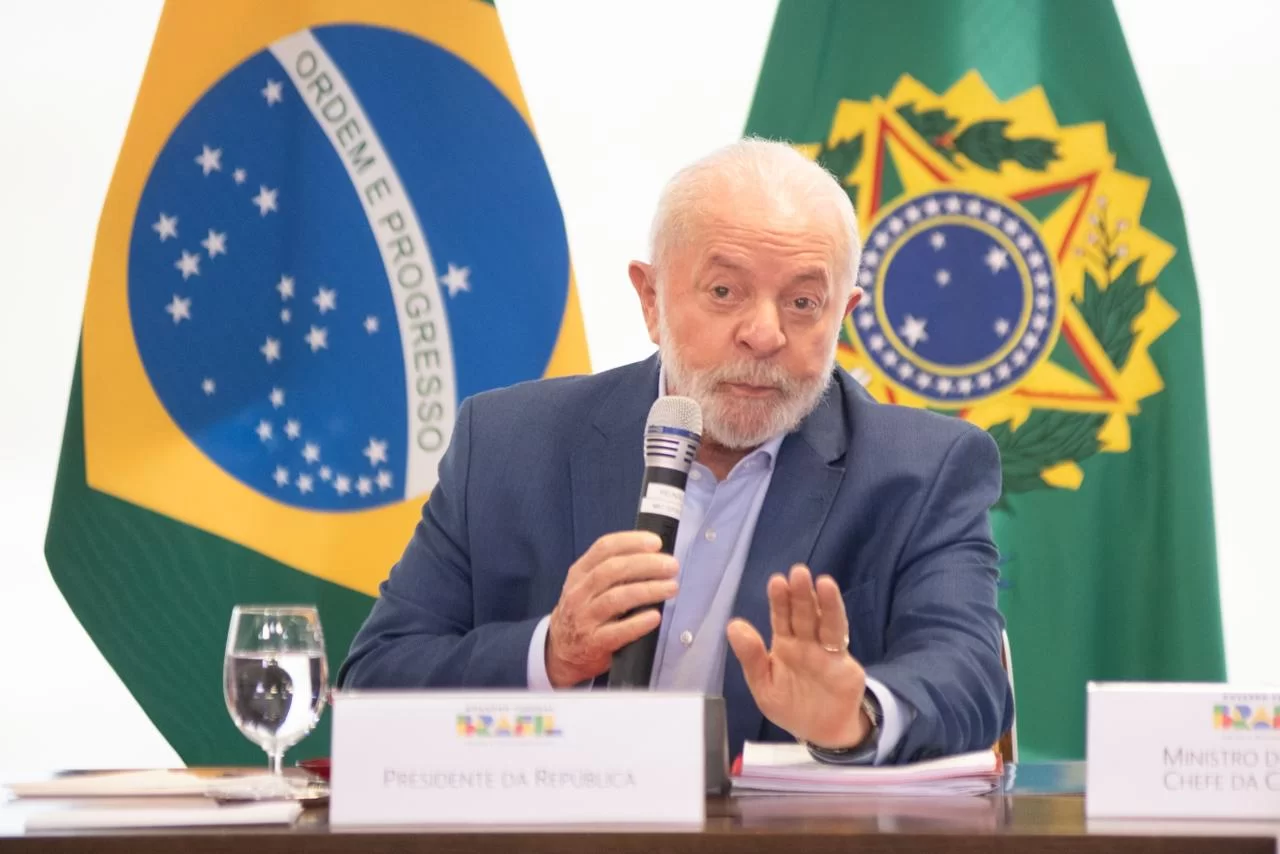 Lula fala de fome e critica “bilhões de dólares” usados em guerras
