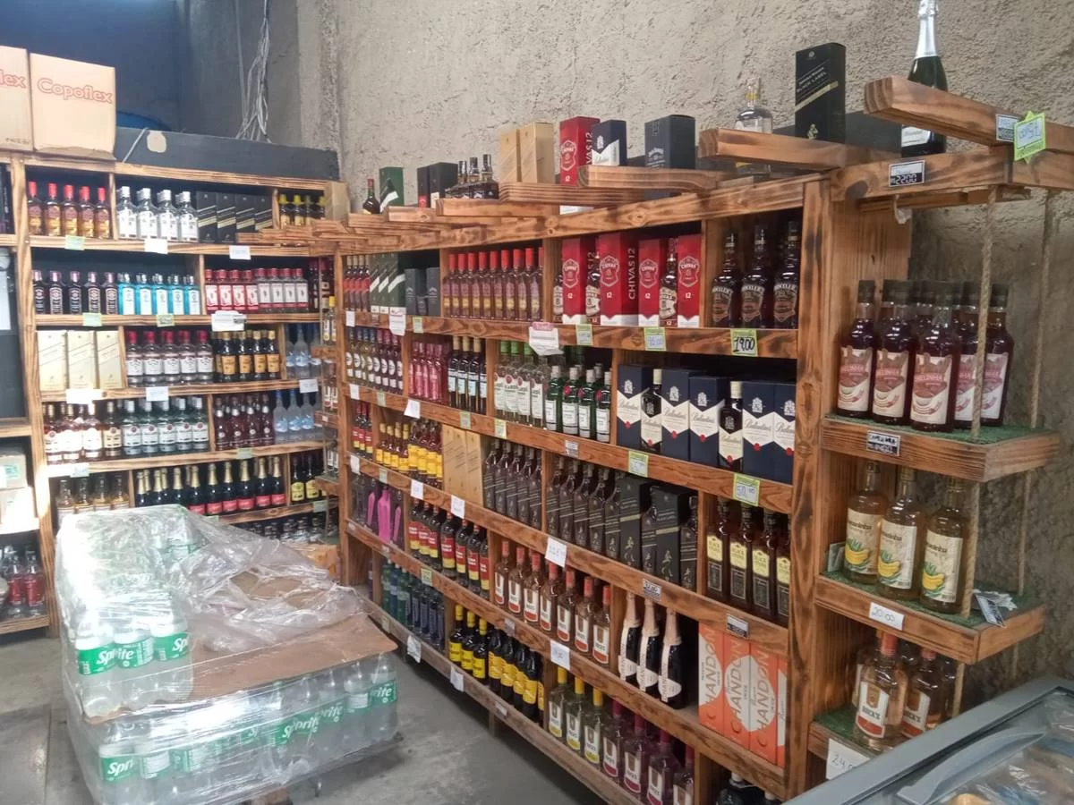 PF prende “barões do vinho” que faturaram R$ 62 mi com bebidas ilegais PF prende “barões do vinho” que faturaram R$ 62 mi com bebidas ilegais