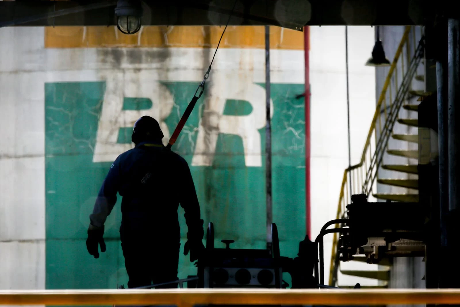 Petrobras vai voltar a investir R$ 8 bi em refinaria pivô da Lava Jato
