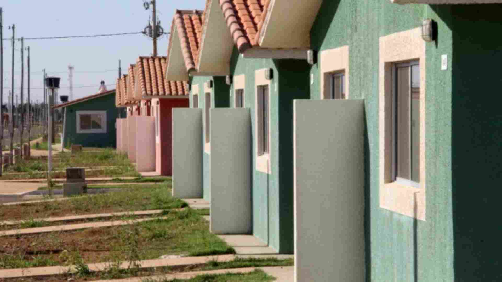 Prefeitura de Naviraí vai contratar empresa para construir 60 casas populares Prefeitura de Naviraí vai contratar empresa para construir 60 casas populares