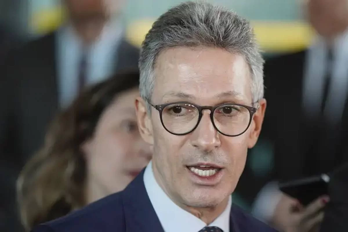 Moraes dá 5 dias para Romeu Zema explicar falas sobre vacinação Moraes dá 5 dias para Romeu Zema explicar falas sobre vacinação