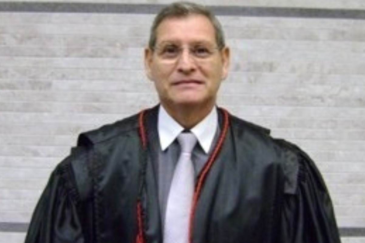 Desembargador de MS investigado pelo CNJ recebeu R$ 90 mil só em janeiro