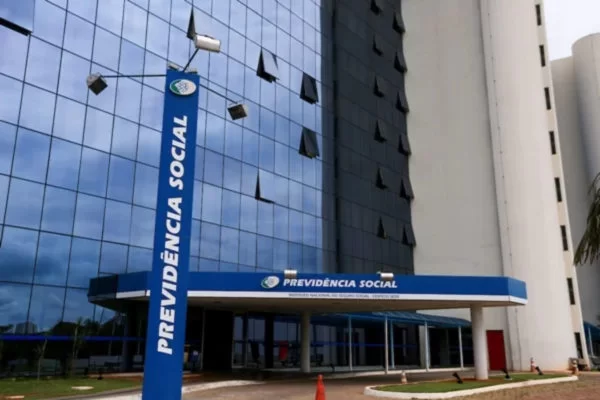 Golpe em aposentado: associação é acusada de comprar dados do INSS Golpe em aposentado: associação é acusada de comprar dados do INSS