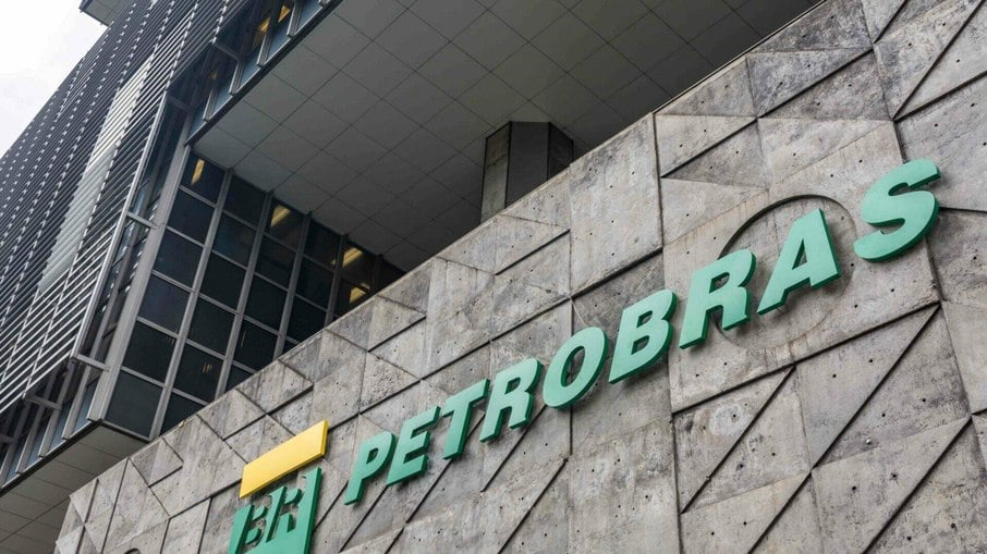 Governo vai recorrer para manter presidente do conselho da Petrobras Governo vai recorrer para manter presidente do conselho da Petrobras