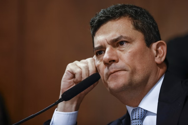 Com 5 a 2, TRE-PR decide contra cassação de Moro. Caso deve ir ao TSE Com 5 a 2, TRE-PR decide contra cassação de Moro. Caso deve ir ao TSE