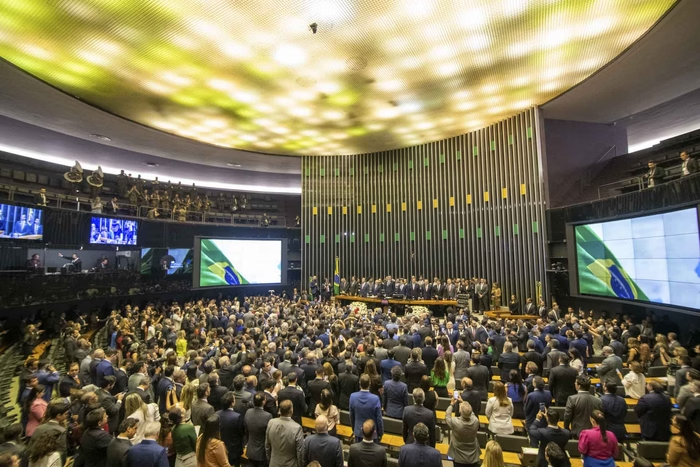 Com protestos e rejeição, PL do Aborto deve encalhar no Congresso