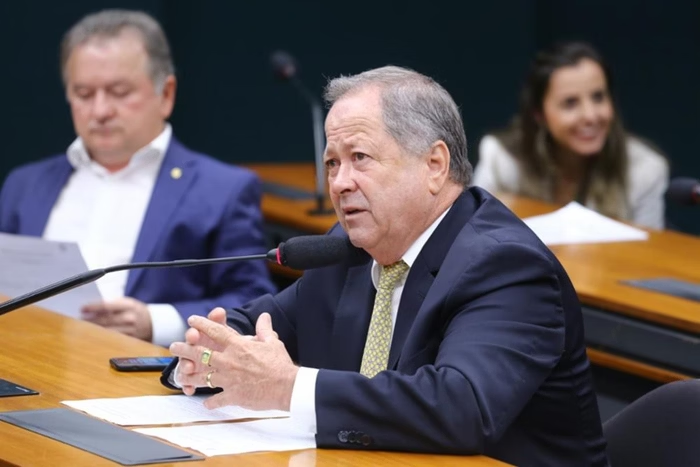 Conselho de Ética analisa processos contra Brazão e Glauber Braga Conselho de Ética analisa processos contra Brazão e Glauber Braga
