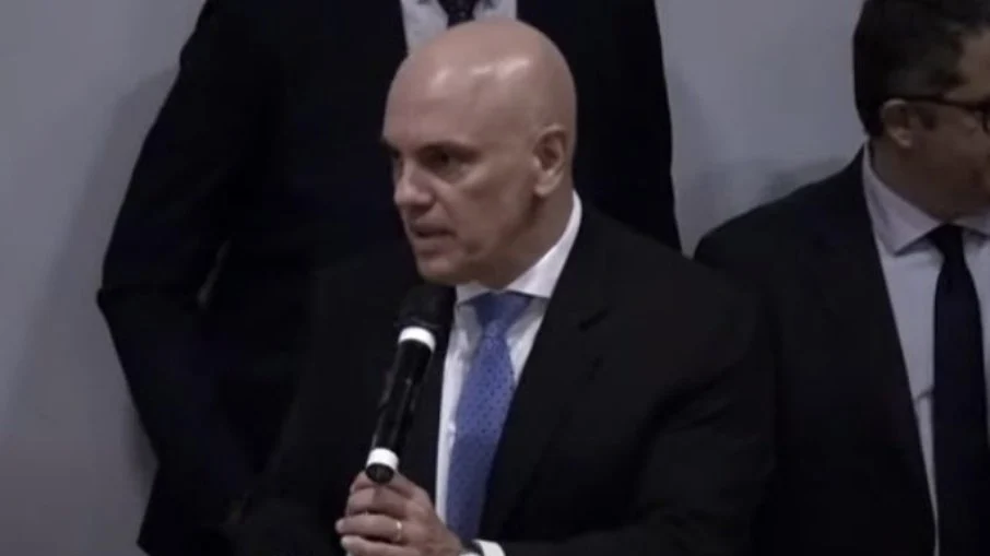 Senadores retiram assinaturas do pedido de Impeachment de Alexandre de Moraes, do STF