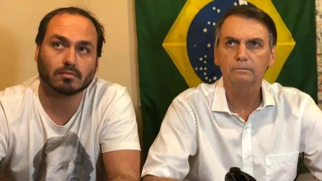Acesso a cofre por Carluxo coincide com transações imobiliárias suspeitas de Bolsonaro