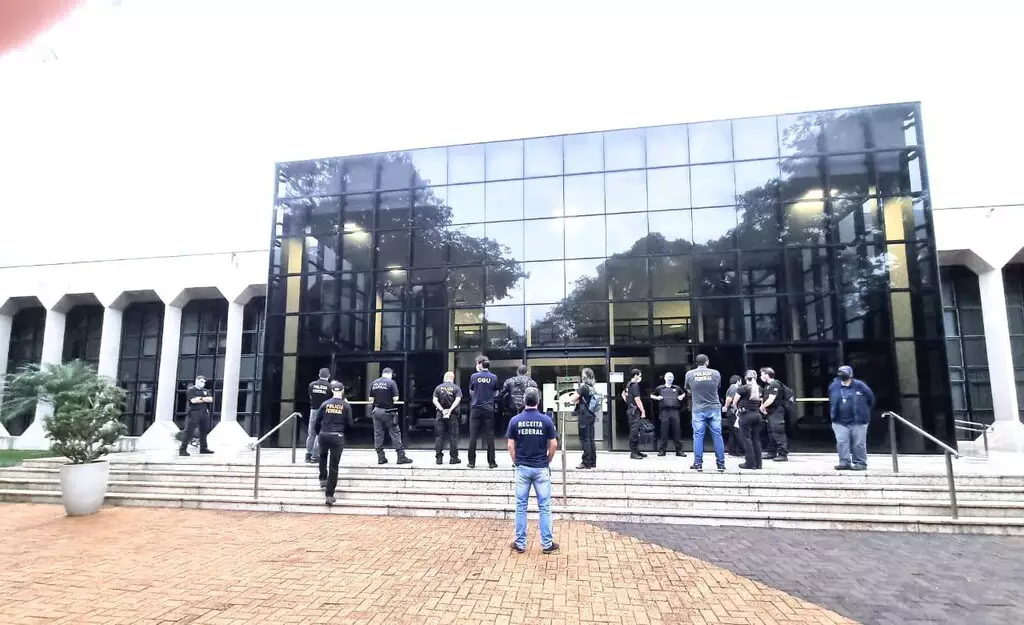 Empresa foi aberta para receber dinheiro desviado do TCE, diz denúncia