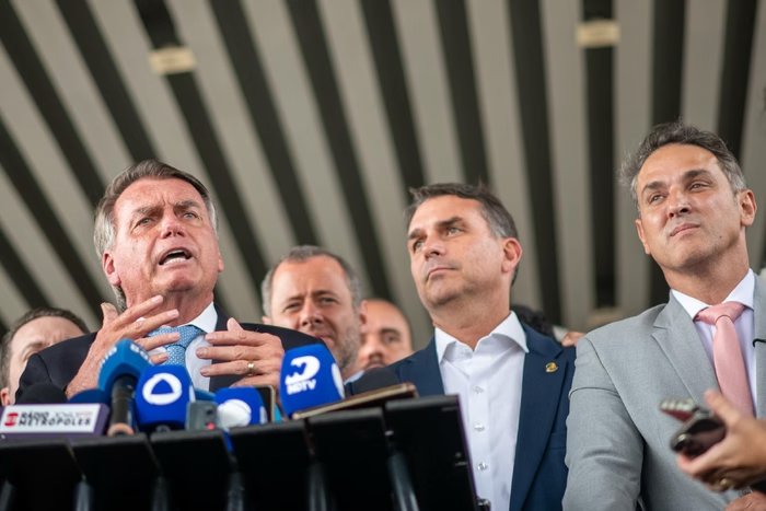 PL amplia pressão para convencer Motta a pautar urgência para anistia