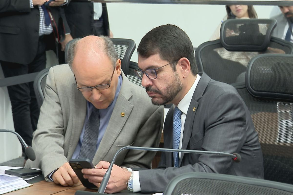 Alems tem novo corregedor e deputado condenado por jogo do bicho reaparece