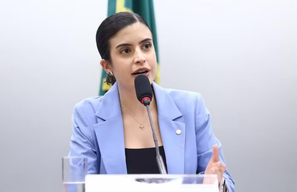 Governo quer relatoria da CPI do INSS e avalia nome de Tabata Amaral para o posto
