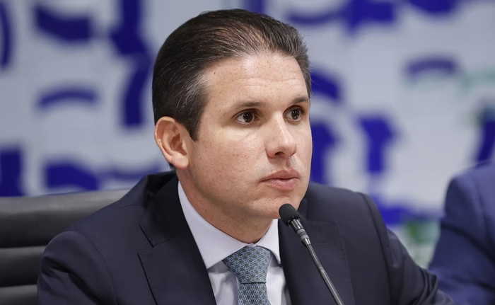 Motta chama emendas de conquista e nega que elas mudem governabilidade